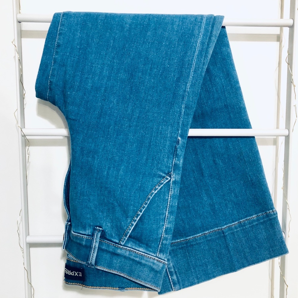 EXPRESS Cropped Flares | sz 25